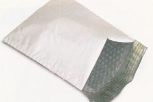 BUBBLE-LINED-POLY-MAILERS